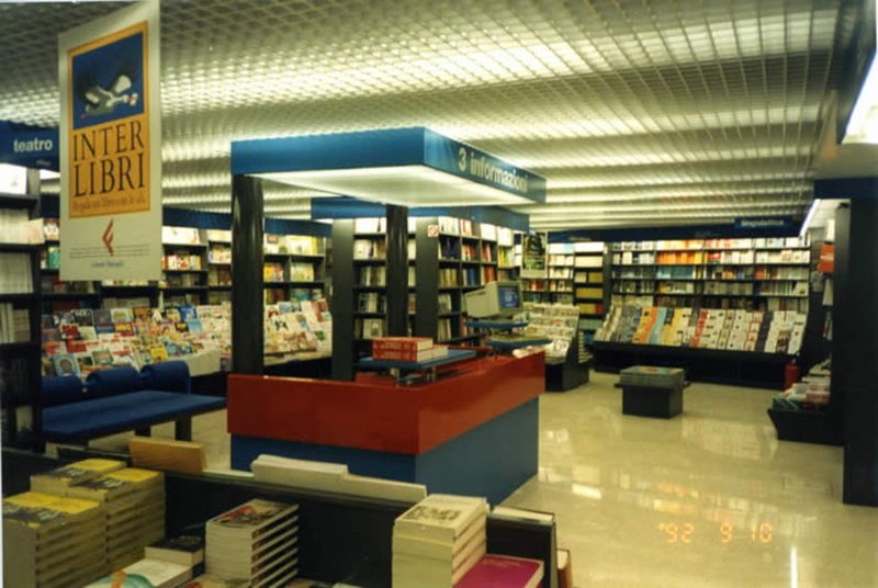 LIBRERIA FELTRINELLI INTERNATIONAL - BOLOGNA